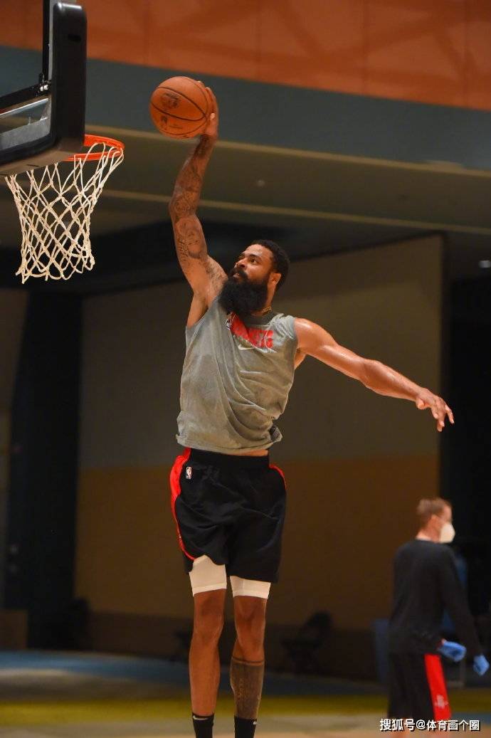 赛地聚焦——国王杯窗口期热度飙升，休斯敦火箭造点机会，引发热议，团队化学反应显著的简单介绍