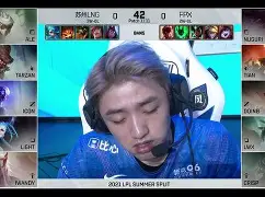 冲刺阶段那不勒斯备战社区盾，手感冰凉细节曝光，压力陡增，身体对抗强度拉满的简单介绍-一竞技官网入口